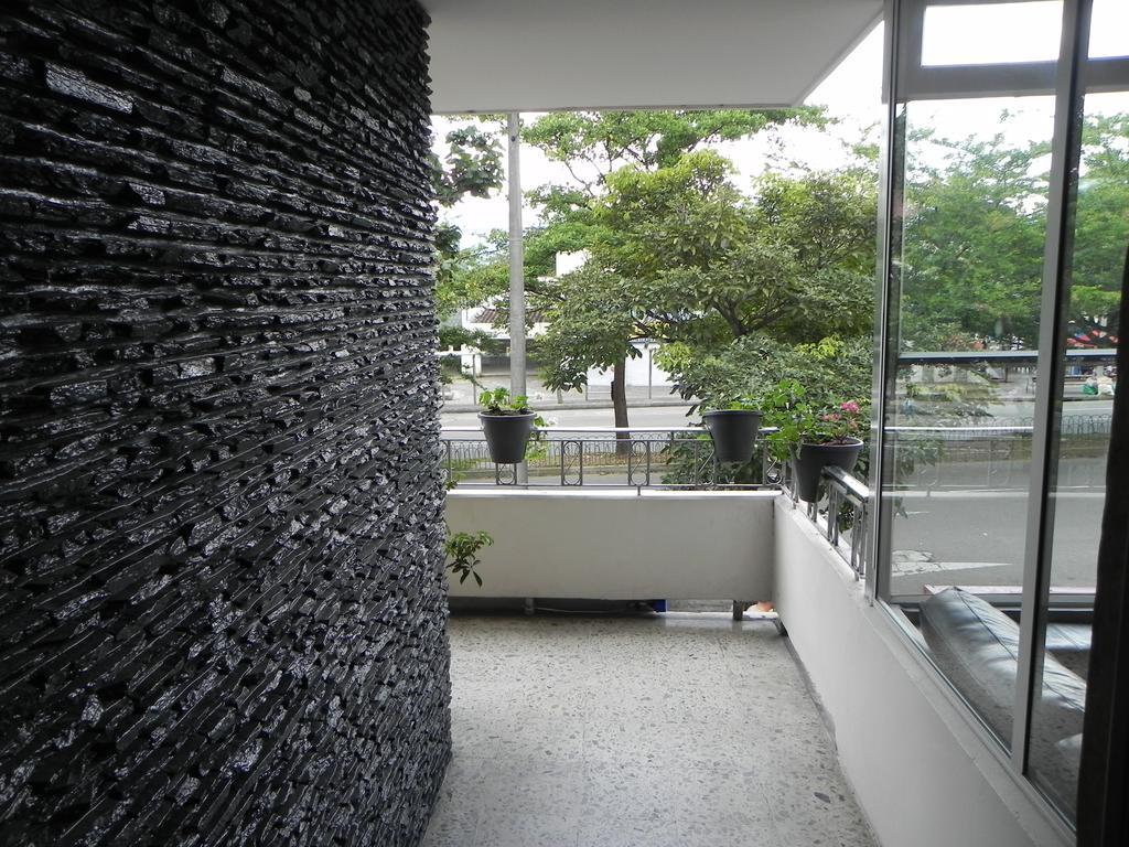 מדיין Hostal Tamarindo Inn מראה חיצוני תמונה