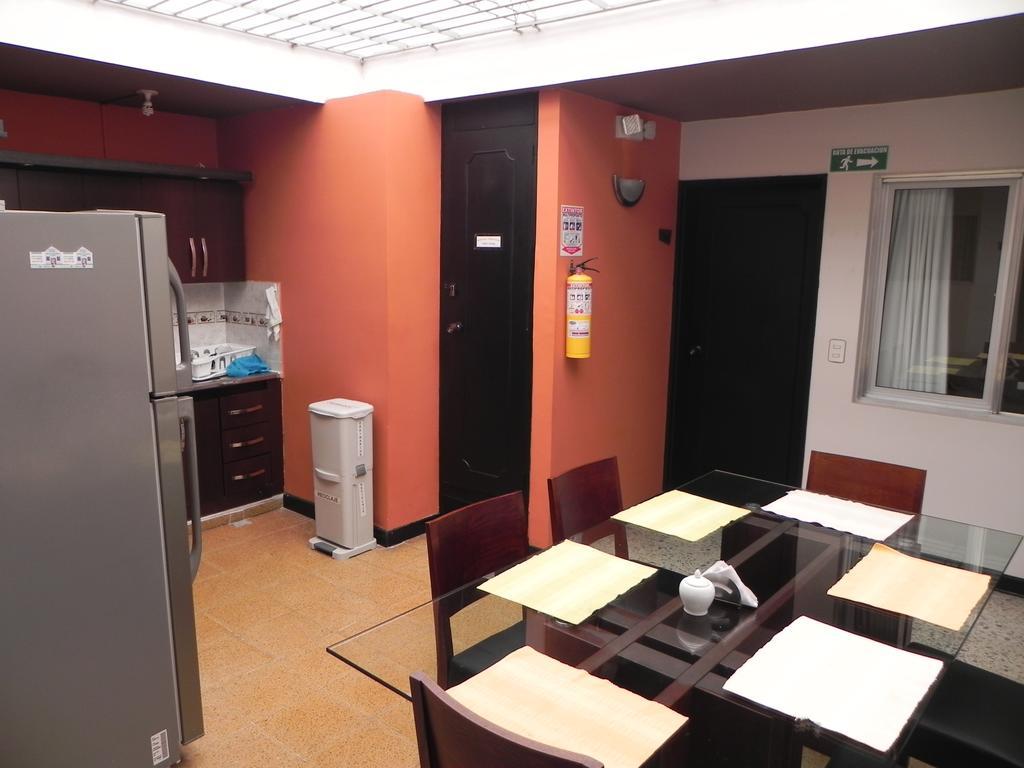 מדיין Hostal Tamarindo Inn מראה חיצוני תמונה
