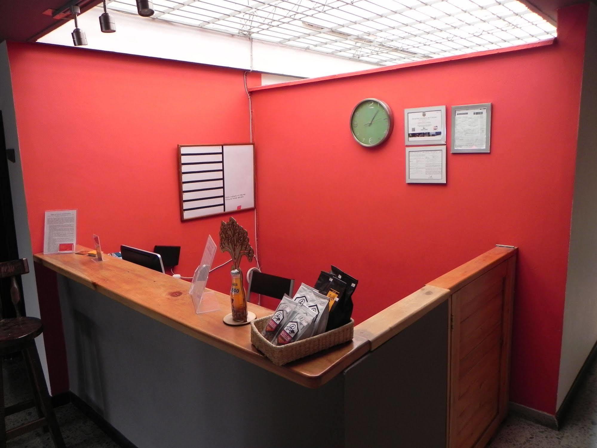 מדיין Hostal Tamarindo Inn מראה חיצוני תמונה